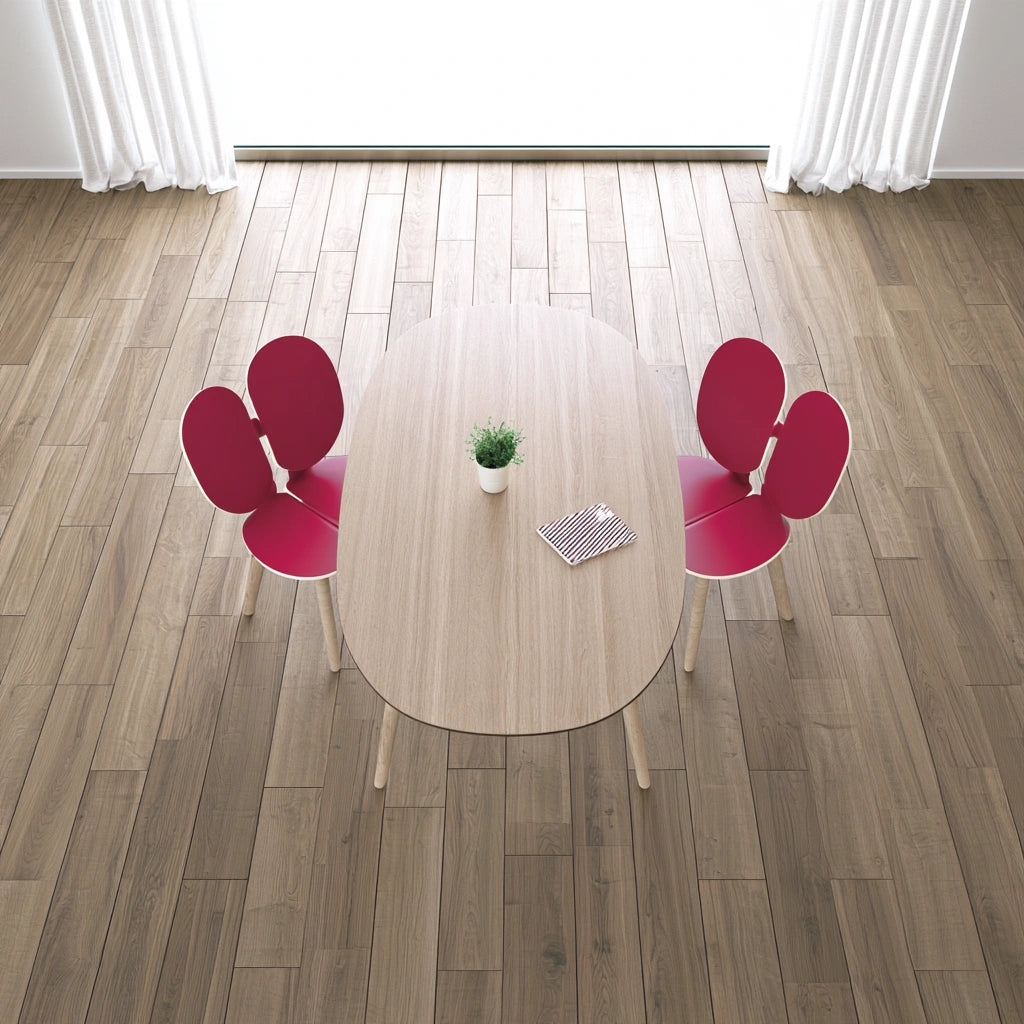 Eetkamerset met tafel en stoelen van hout, kleur naturelbruin
